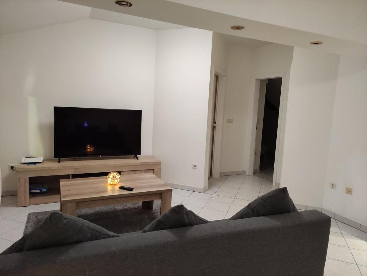 Chez Wf Apartment *
